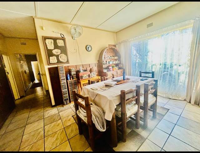 3 BEDROOM HOUSE FOR SALE IN VANDERBIJLPARK CE 3